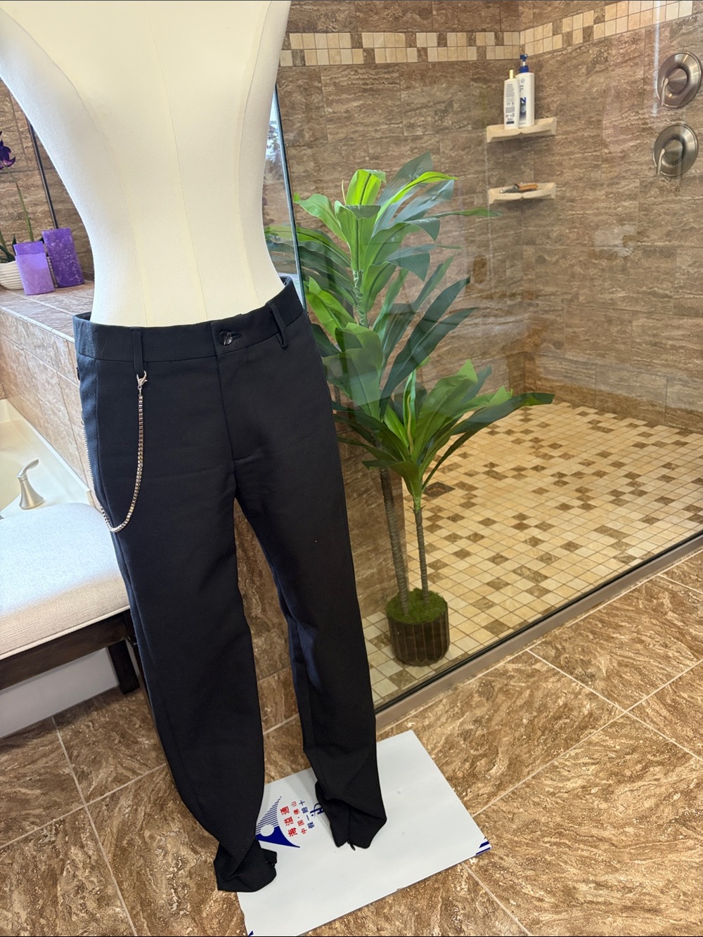 Zara Black Straight-Leg Pants with Chain Accent